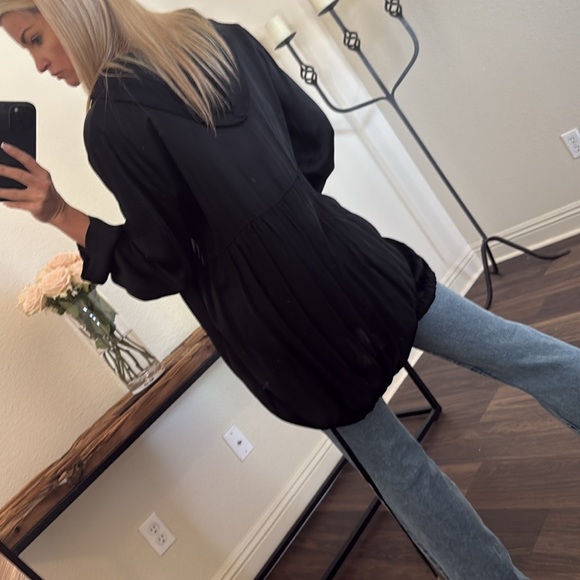 Gigi MODA satin hoodie - Picture 3 of 6